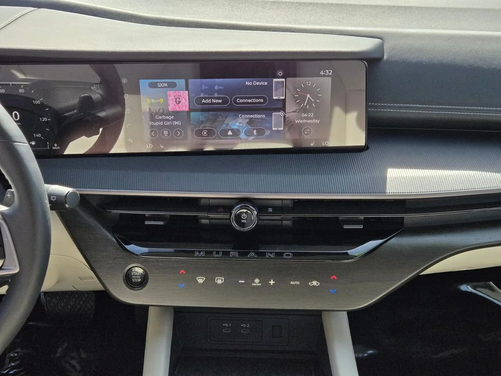 2025 Nissan Murano SV - Photo 15