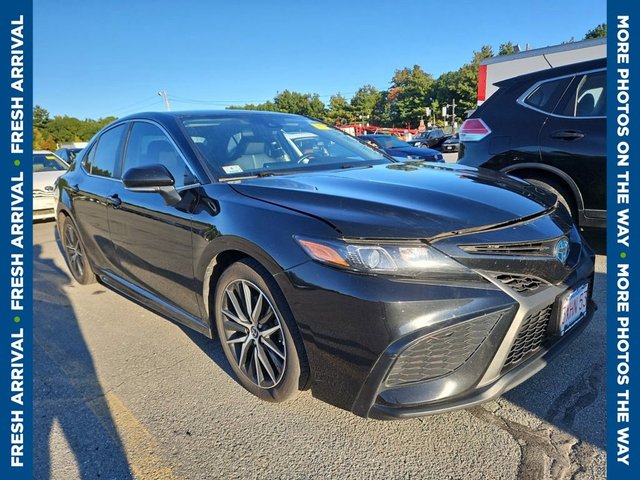 2023 Toyota Camry Hybrid SE