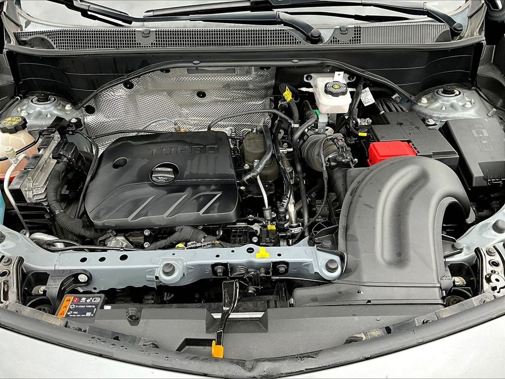 Used 2023 Gray Buick Select image 31