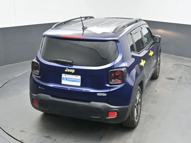 Used 2017 Blue Jeep Latitude image 36