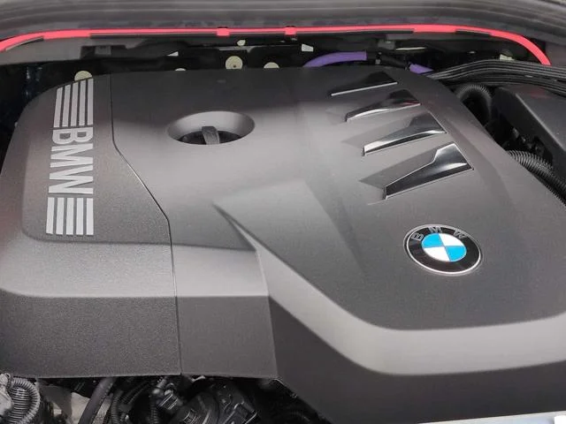 New 2026 Arctic Race Blue metallic BMW 30 xDrive image 14