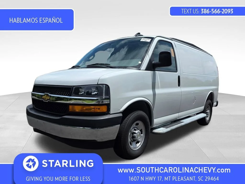 Used 2025 Summit White Chevrolet WT image 1