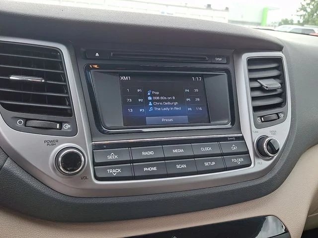 Used 2017 Red Hyundai SE image 23