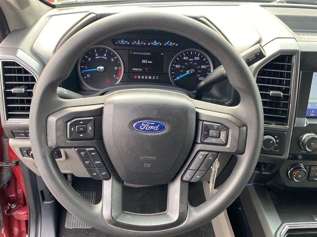 Used 2022 Rapid Red Metallic Tinted Clearcoat Ford XLT image 18