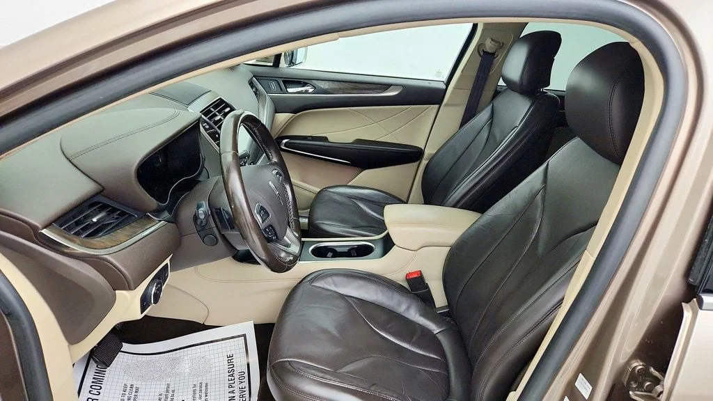 Used 2019 Iced Mocha Metallic Lincoln Reserve AWD w/ 2.3L Turbo, Technology Pkg & Climate Pkg image 21