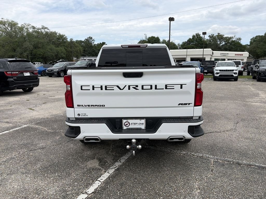 Used 2024 White Chevrolet RST image 5