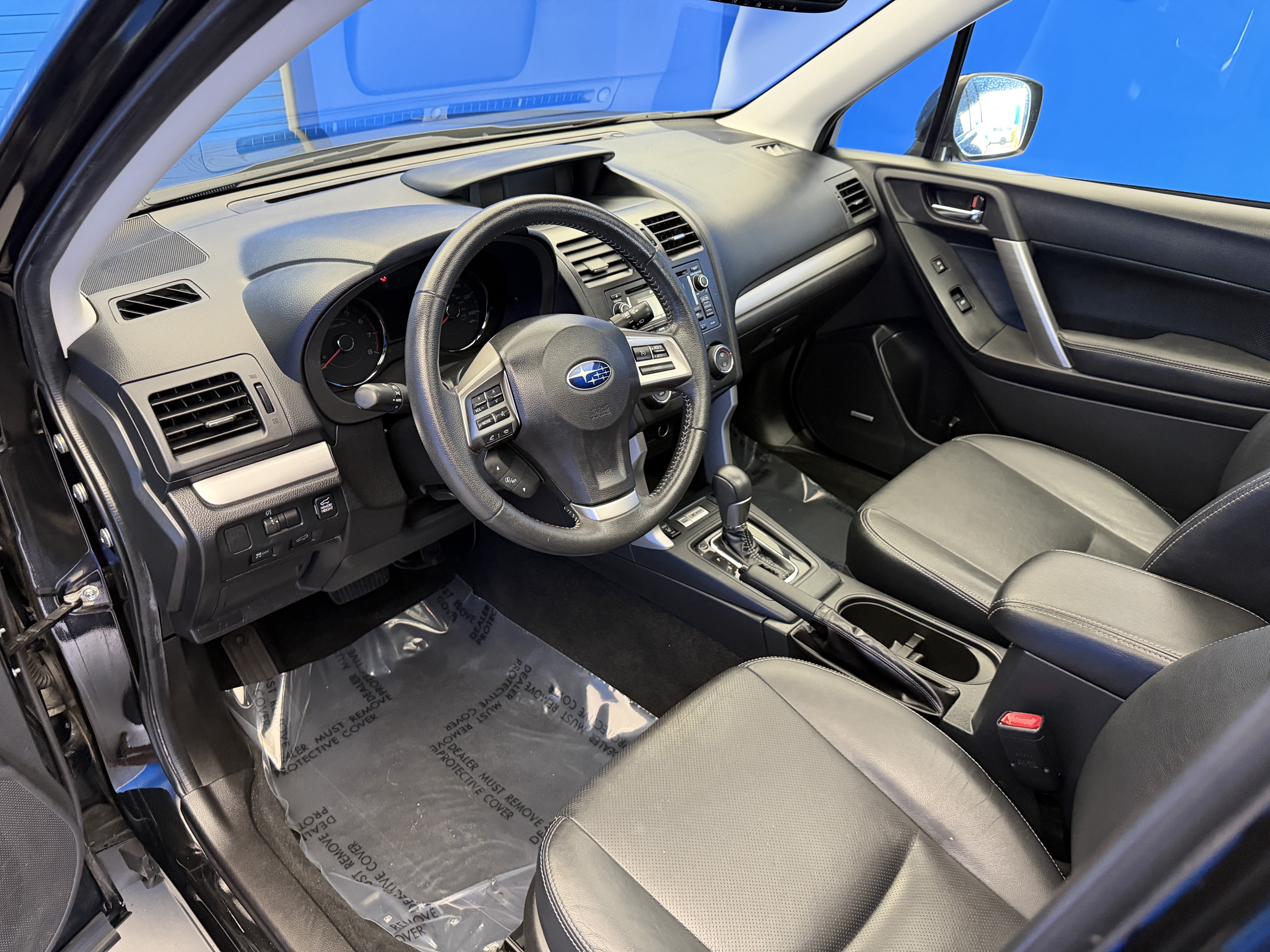 Used 2015 Crystal Black Pearl Subaru 2.5i Touring image 12