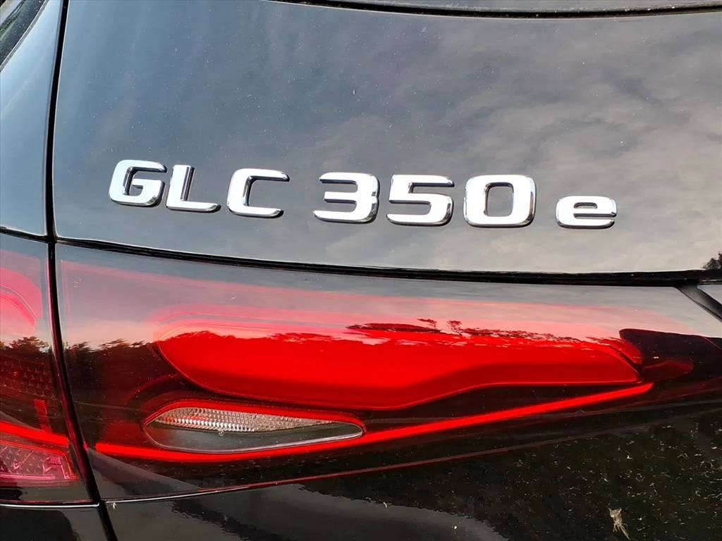 New 2025 Black Mercedes-Benz GLC 350 image 60