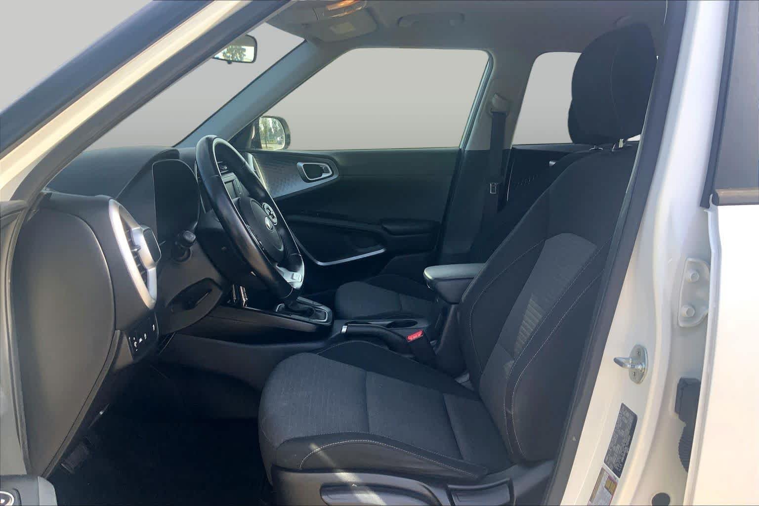 Used 2020 Snow White Pearl Kia GT-Line image 8
