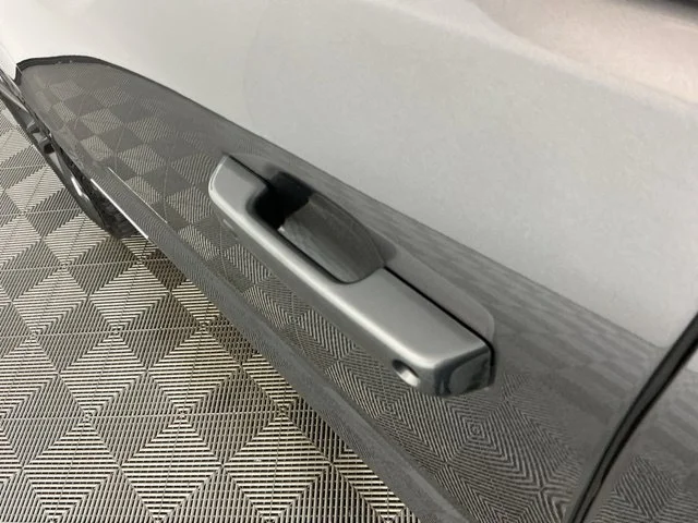 Used 2023 Gray Ford Lariat image 12