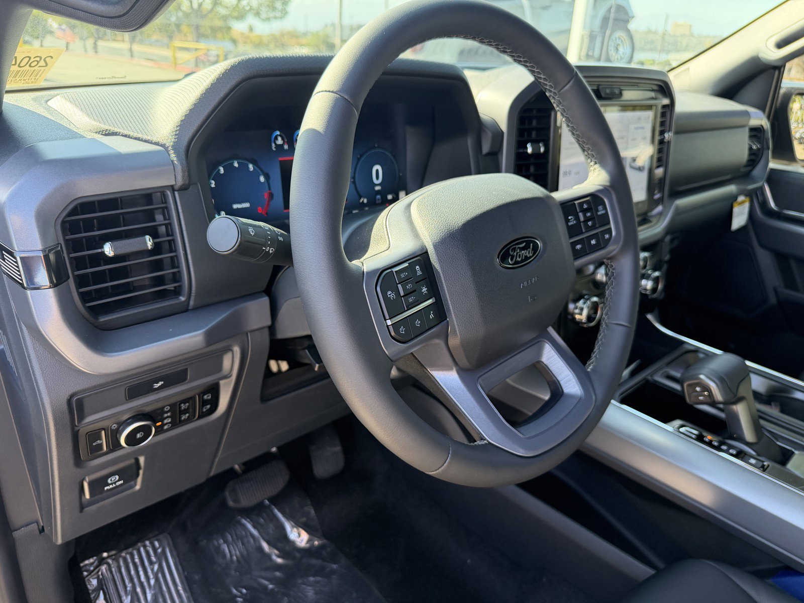 New 2026 Avalanche Ford XLT image 30