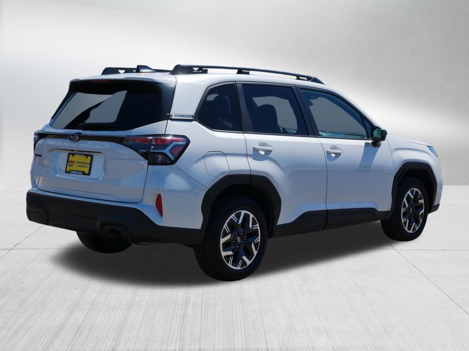Used 2025 Crystal White Pearl Subaru Premium image 7