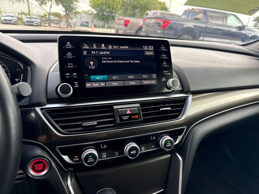Certified Used 2019  Honda Sport image 18