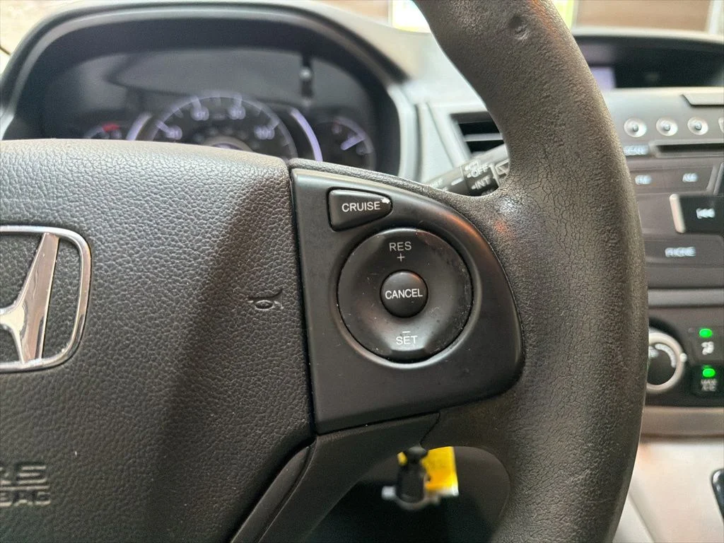 Used 2014 Twilight Blue Metallic Honda LX image 18