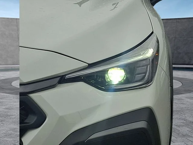 Used 2025 White Subaru Limited image 9