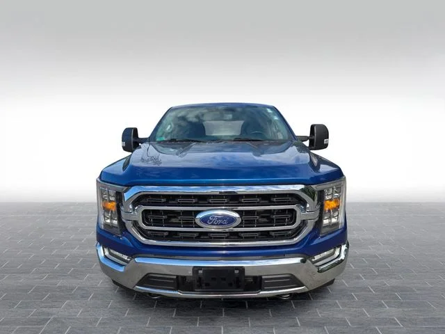 Used 2022 Blue Ford XLT image 2