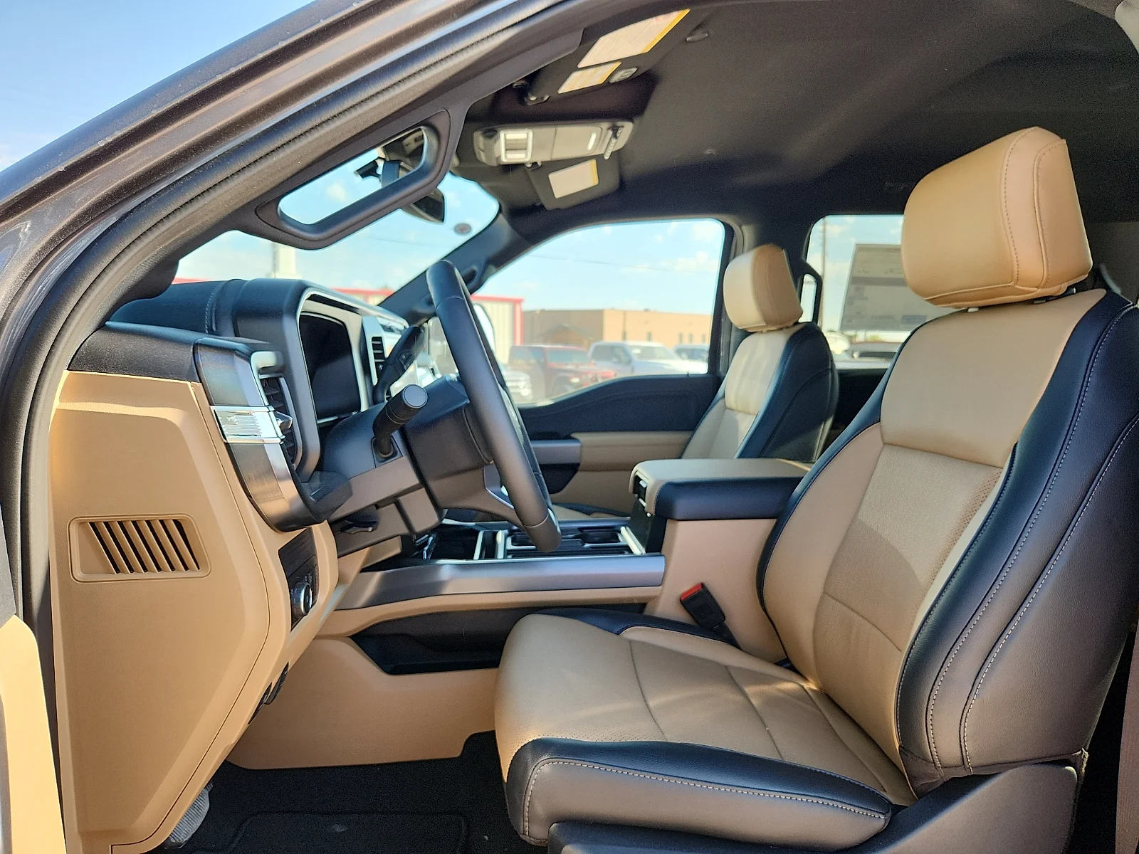New 2026 Carbonized Gray Metallic Ford Lariat image 17