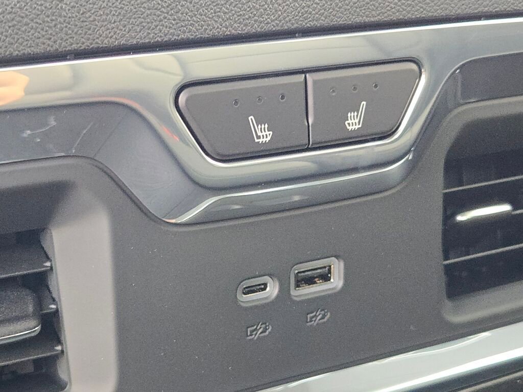 New 2026 Glacier White Tricoat GMC Denali image 22