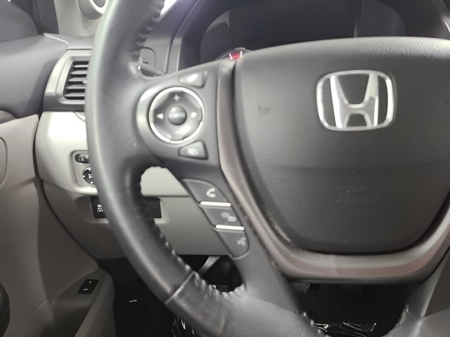 Certified Used 2018 Lunar Silver Metallic Honda EX-L image 26