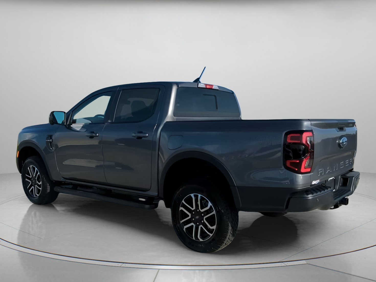 New 2026 Carbonized Gray Metallic Ford Lariat® image 17