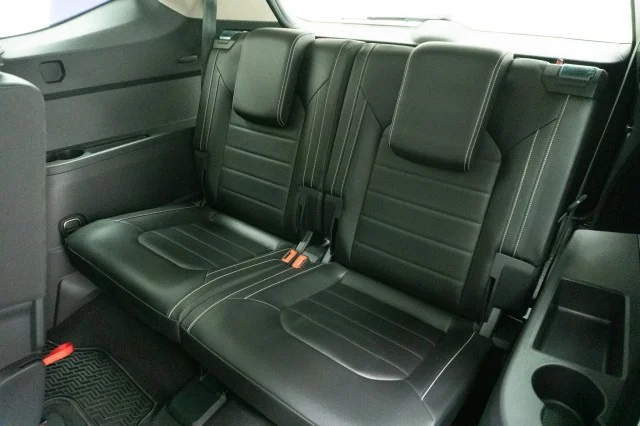 New 2024 Deep Black Pearl Effect Volkswagen 2.0T SEL image 23