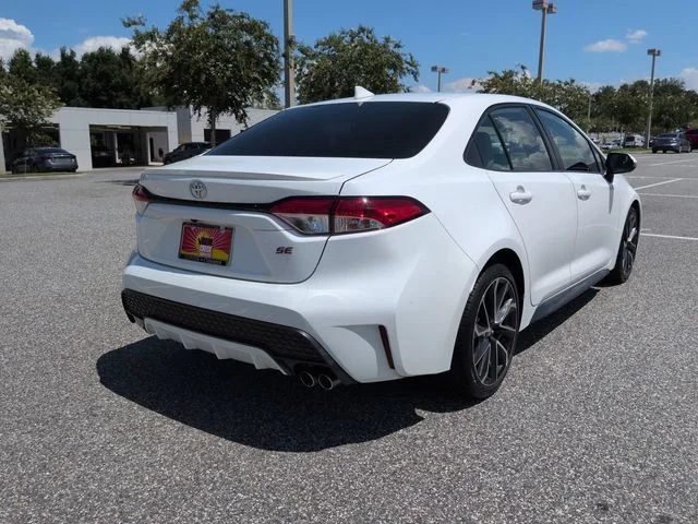 Used 2020 White Toyota SE image 4