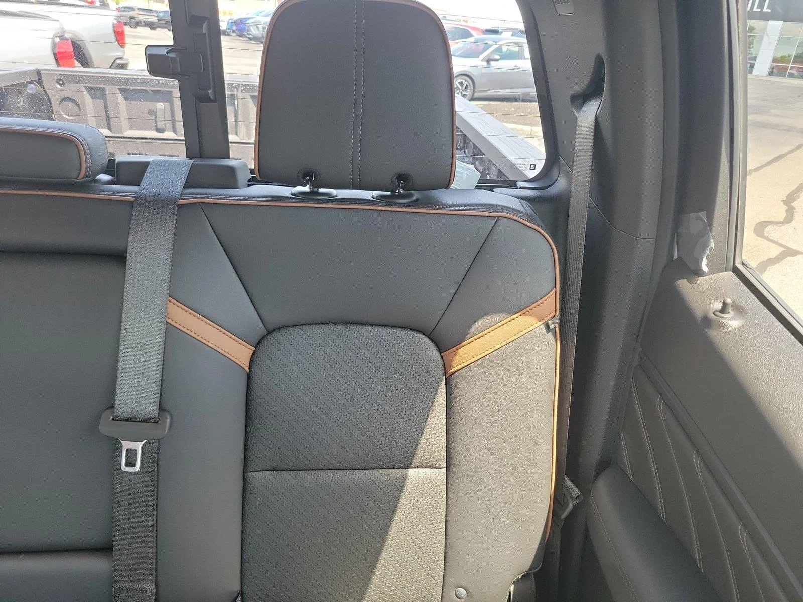 2026 GMC Canyon AT4 - Photo 13