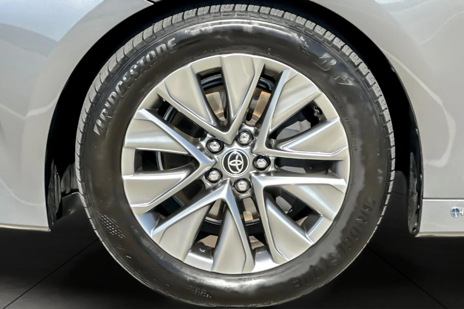 Certified Used 2025 Heavy Metal Toyota XLE image 24
