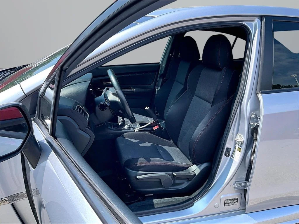 Used 2021 Silver Subaru Base image 26