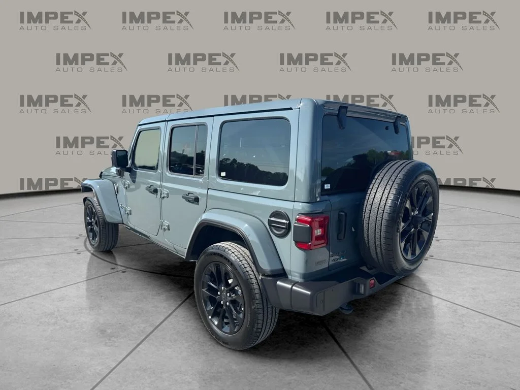 Used 2025 Gray Jeep Sahara 4xe image 2