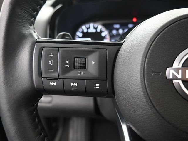 Used 2025 Gray Nissan SL image 28