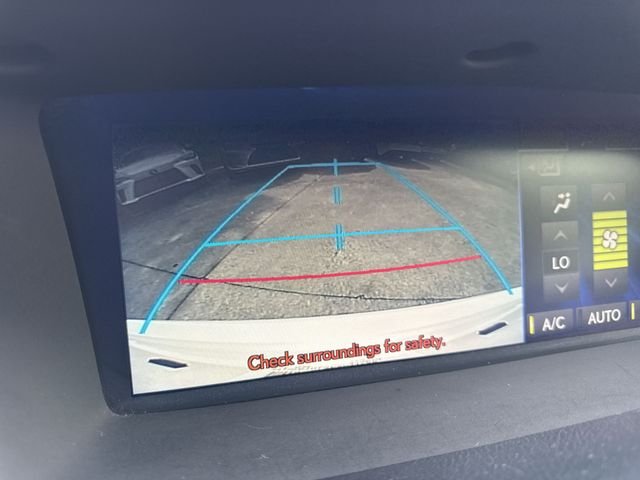 Used 2014 White Lexus 350 image 17