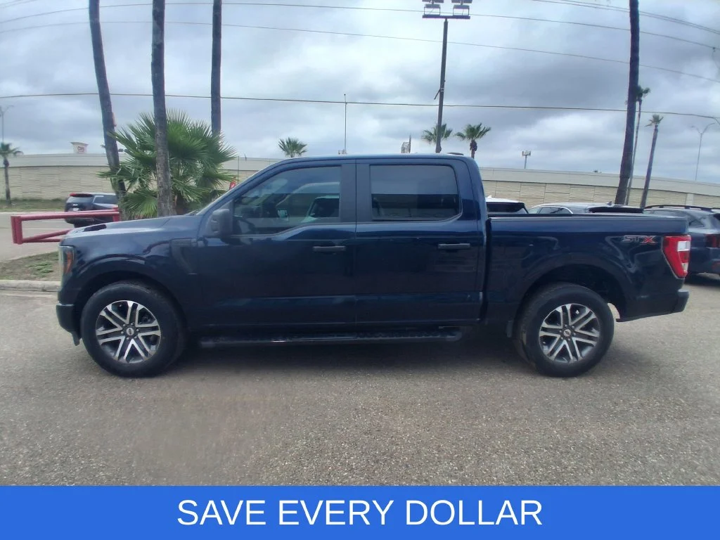 Used 2023 Blue Ford XL image 4