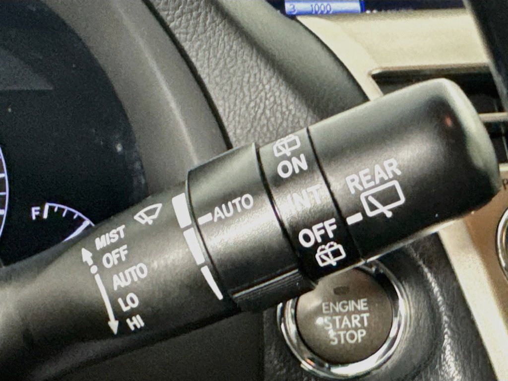 Used 2015 Silver Lexus 350 image 14