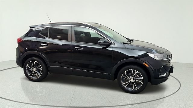 Used 2020 Black Buick Select image 26