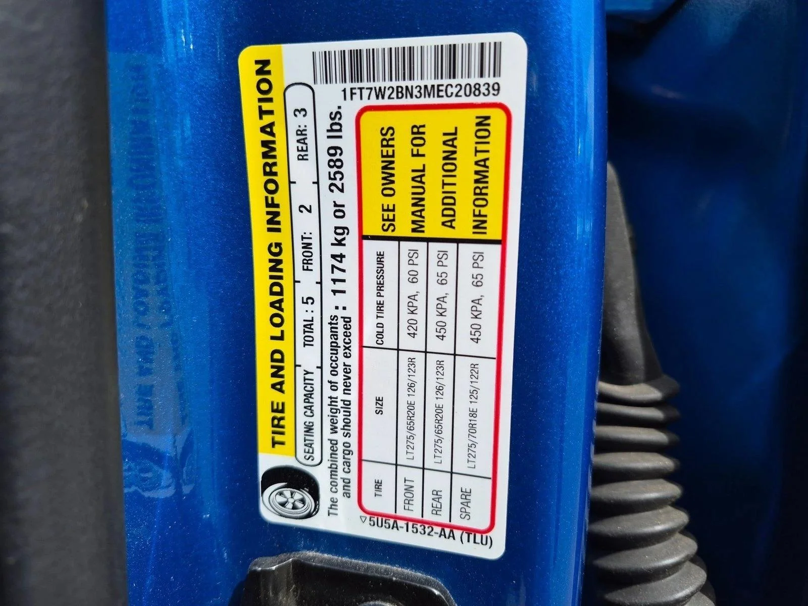 Certified Used 2021 Velocity Blue Metallic Ford LARIAT image 16