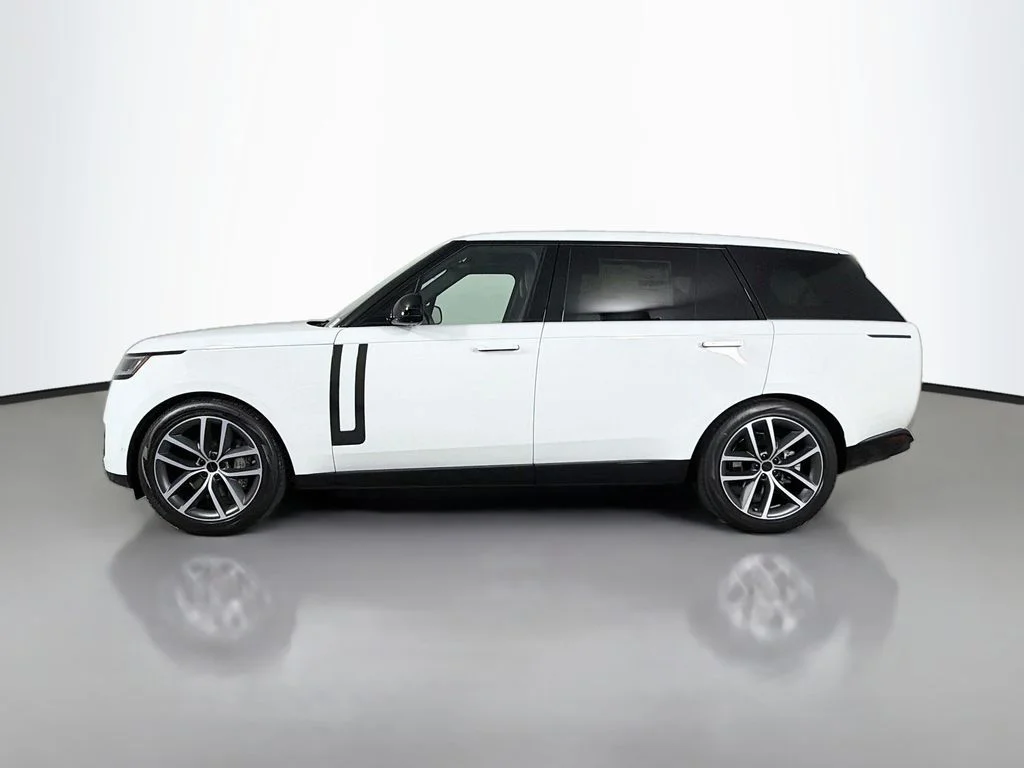 New 2026 Fuji White Land Rover SE 7 Seats image 8