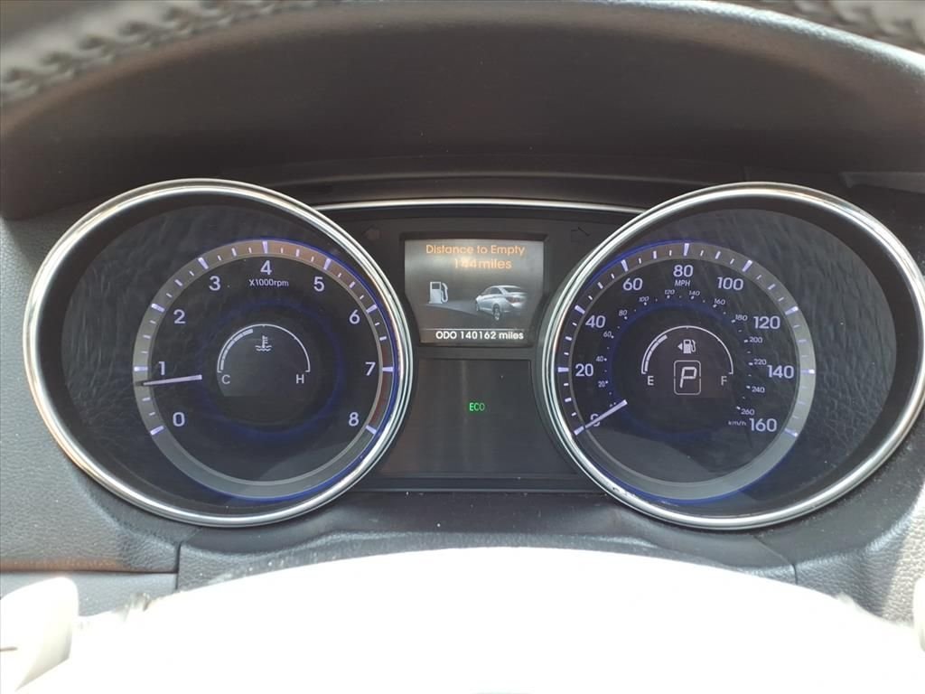 Used 2014 Blue Hyundai Limited image 23