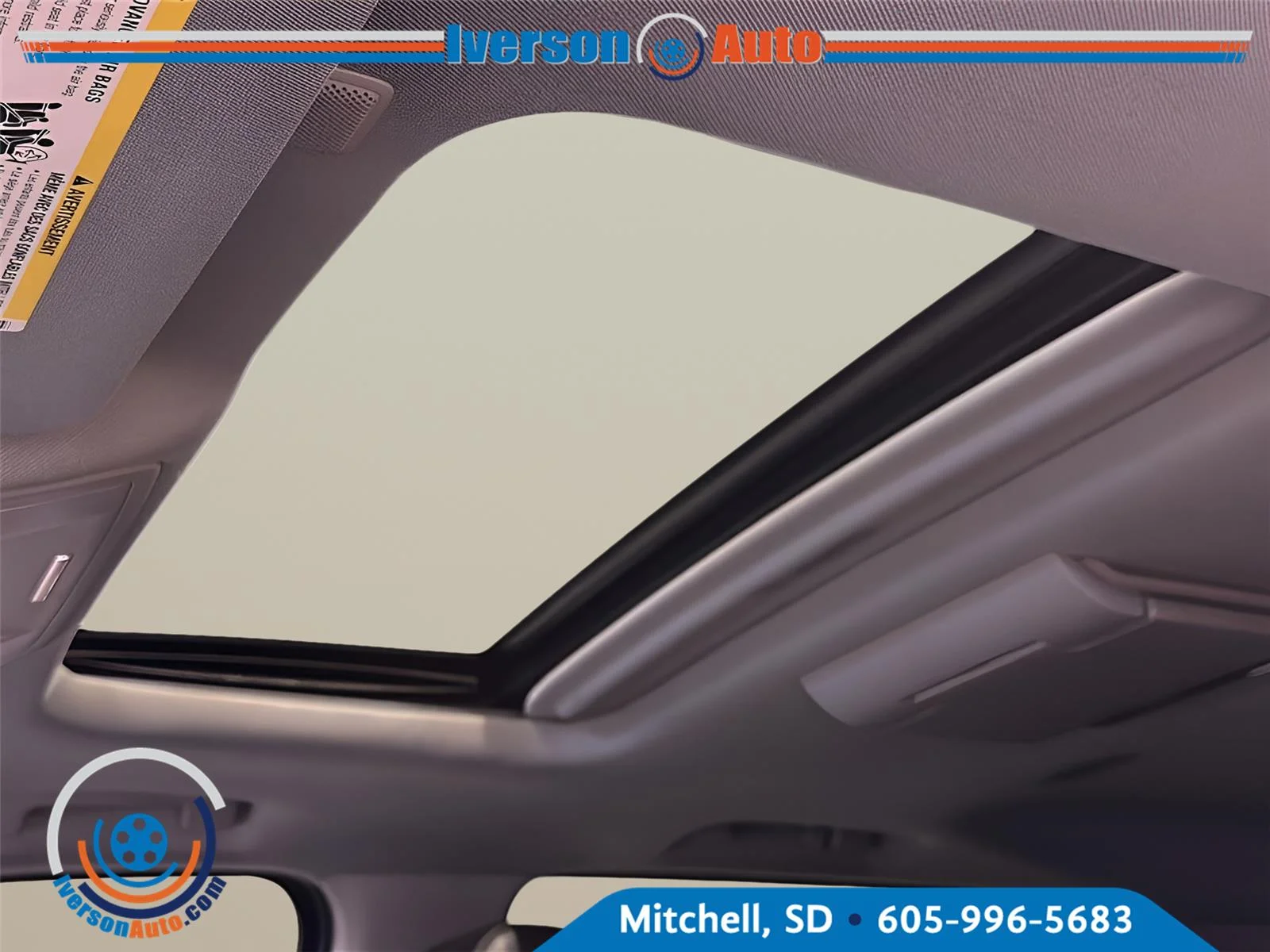 Used 2016 Slate Gray Metallic Chevrolet LT image 24
