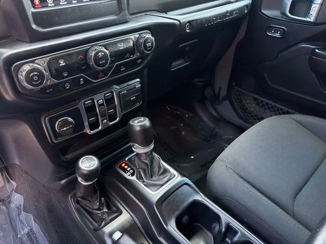 Used 2021 Gray Jeep Unlimited Sport S image 22