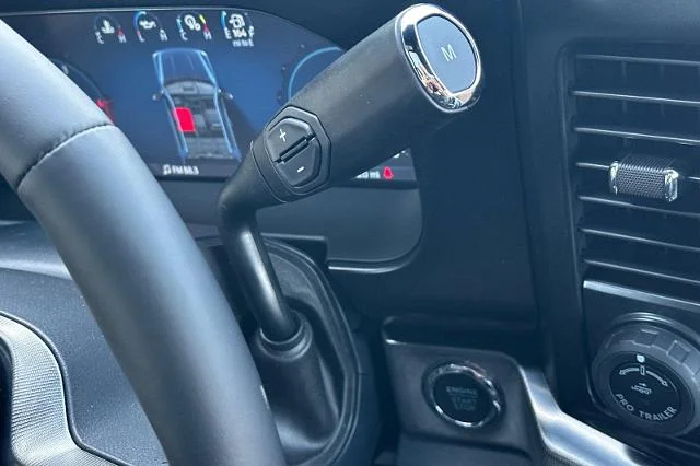 New 2026 Star White Metallic Tri-Coat Ford F-350® Platinum® image 40
