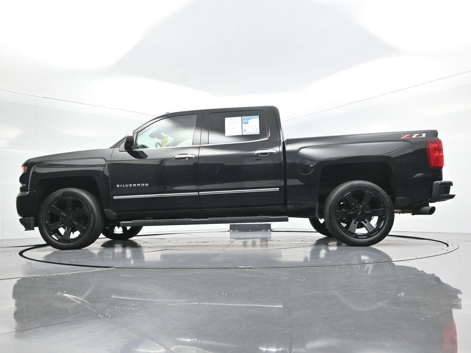 Used 2018 BLACK Chevrolet LTZ image 49