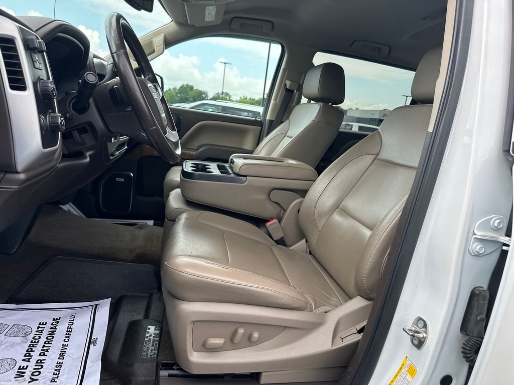 Used 2018 White GMC SLT image 13