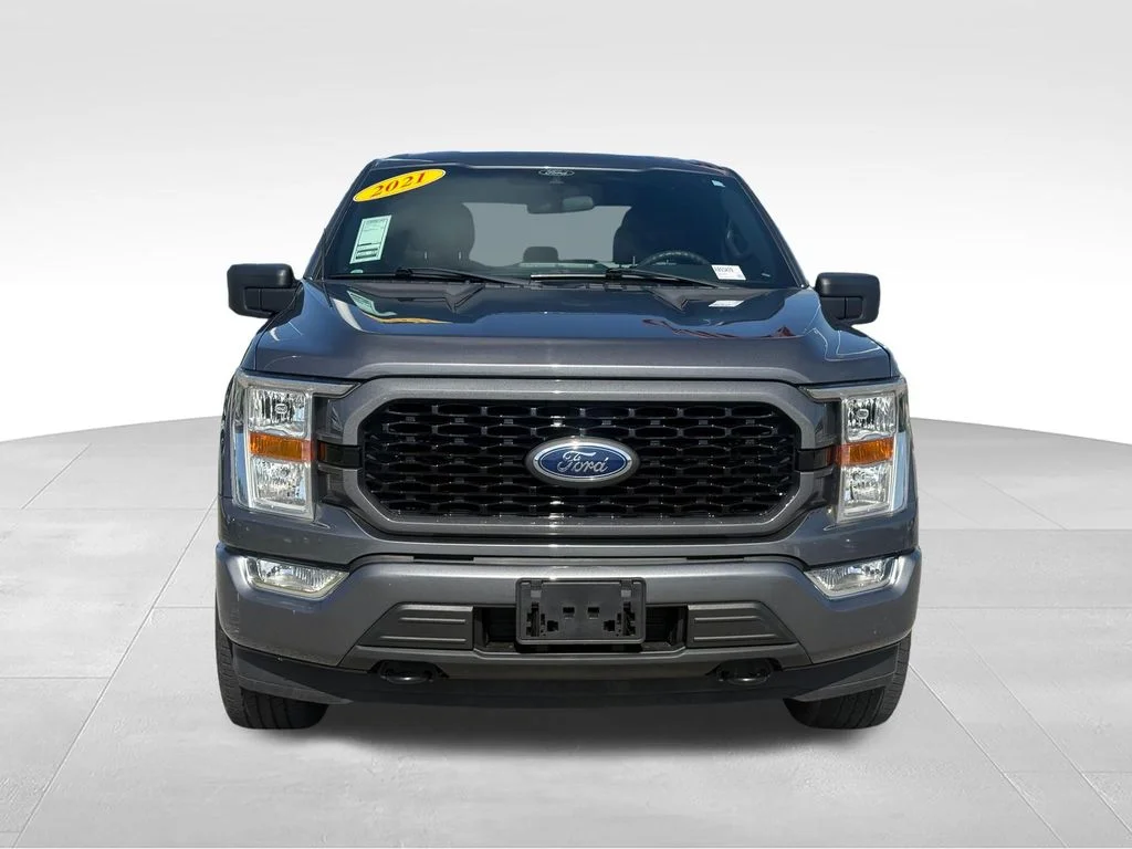 Used 2021 Gray Ford XL image 27