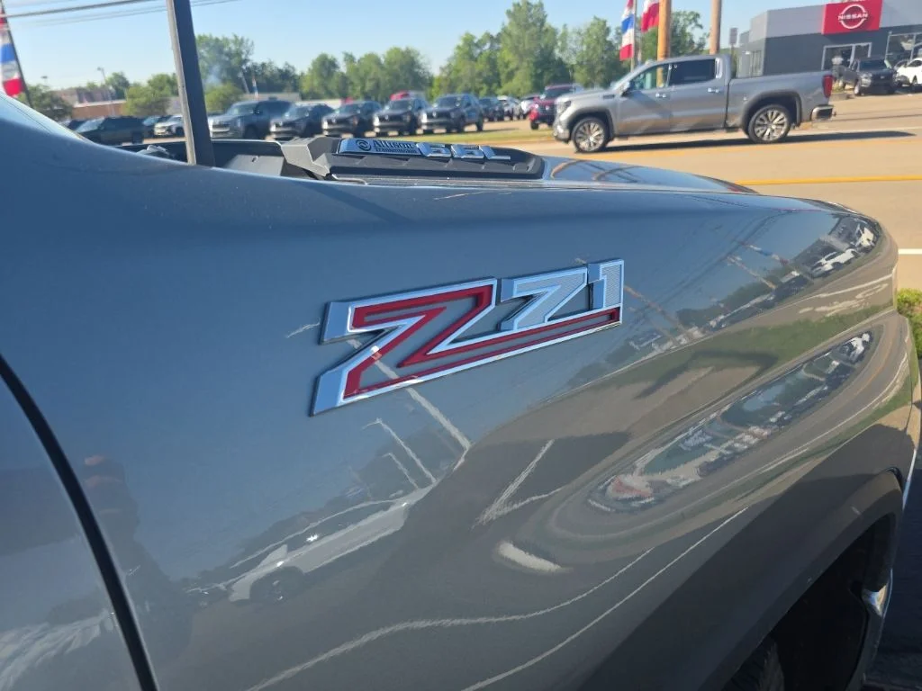 Used 2026 Gray Chevrolet LT image 6