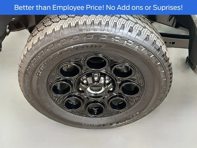 New 2026 Carbonized Gray Metallic Ford Lariat image 32
