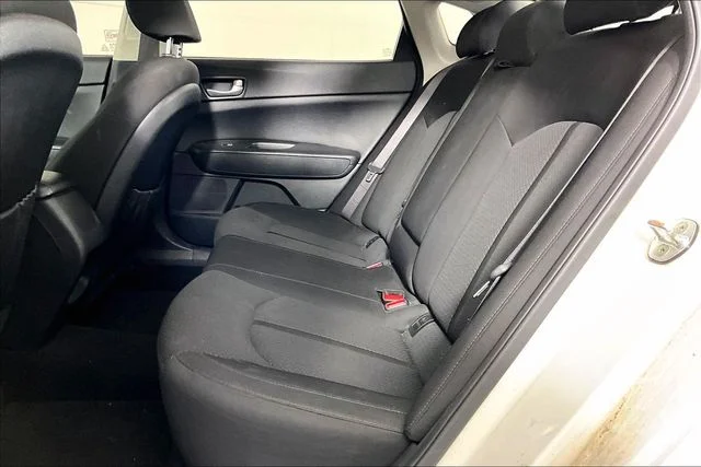 Used 2016 White Kia LX image 2
