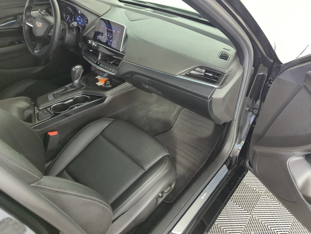 Used 2022 Black Raven Cadillac Luxury image 35