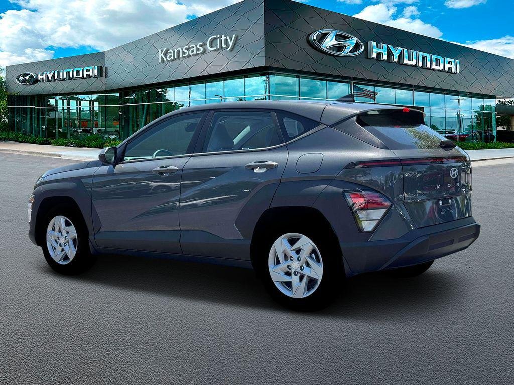 New 2026 Ecotronic Gray Pearl Hyundai SE FWD image 4