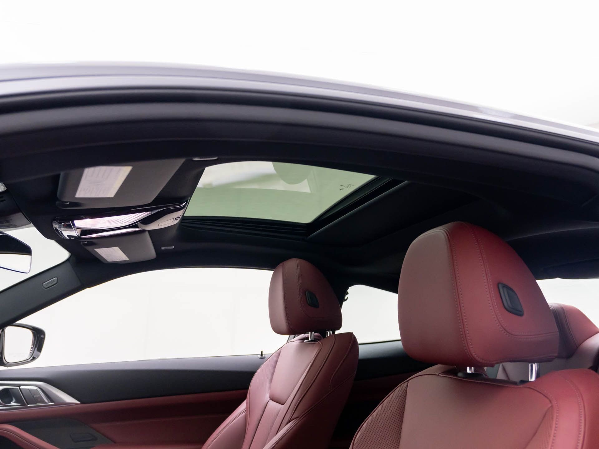 New 2026 Black Sapphire Metallic BMW 430i xDrive image 18